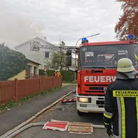 2021-05-11_brand-gebaude-dachstuhl_eschenbach_ff-kem_4.jpg