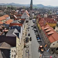 2021-04-30_thl_ff-kem_maibaum_stadtplatz_5.jpg