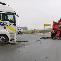 2022-01-25_verkehrslenkung_bergung-lkw_ff-kem_3.jpg