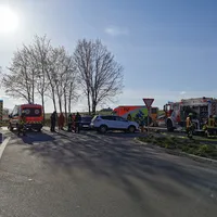 2022-04-19_kemnath_verkehrsunfall_ponnathkreuzung_3.jpg