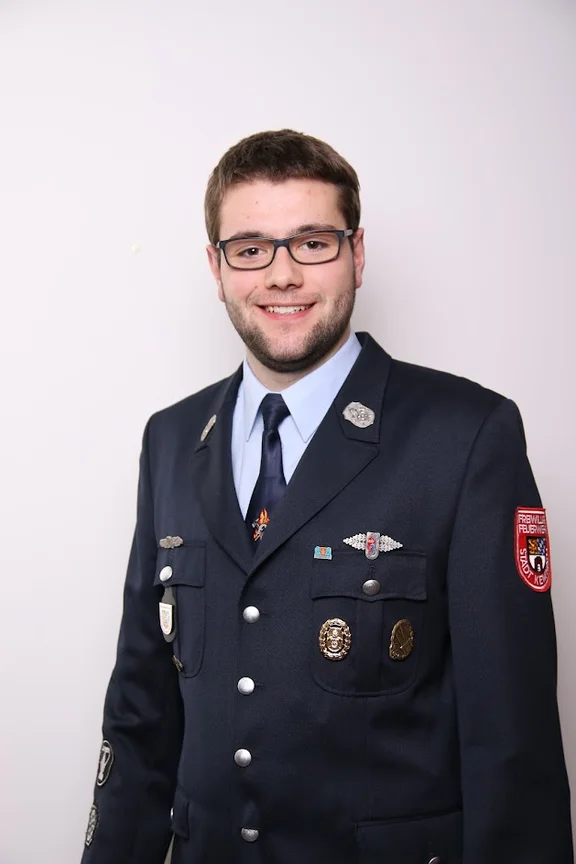 Denz_Michael_Uniform_FF-KEM.JPG